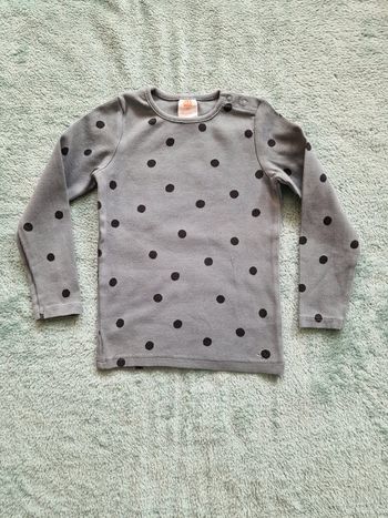 Très joli tee-shirt 98 cm