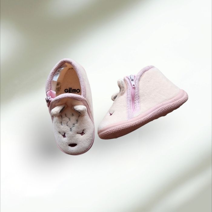 Chaussons en velours rose – Taille 20 – Marque Gémo