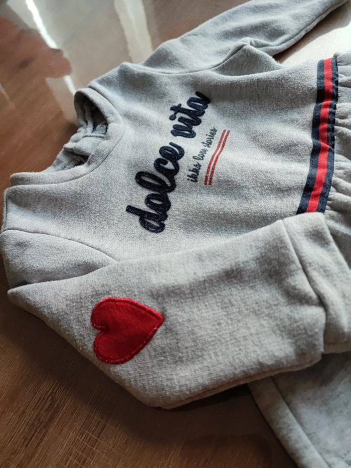 Joli pull sweat fille 12 mois - photo numéro 2