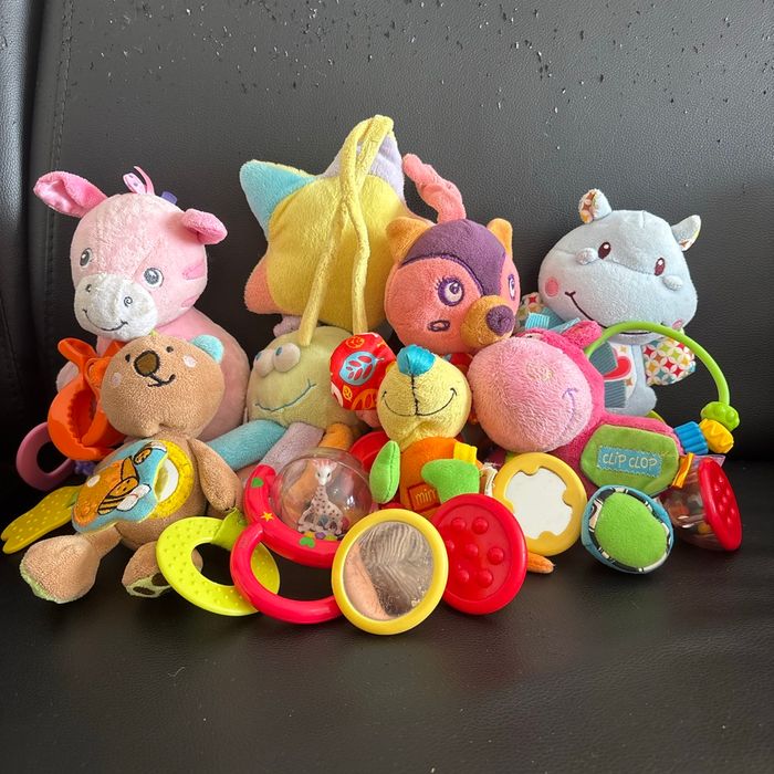 Lot doudou puer et hochet