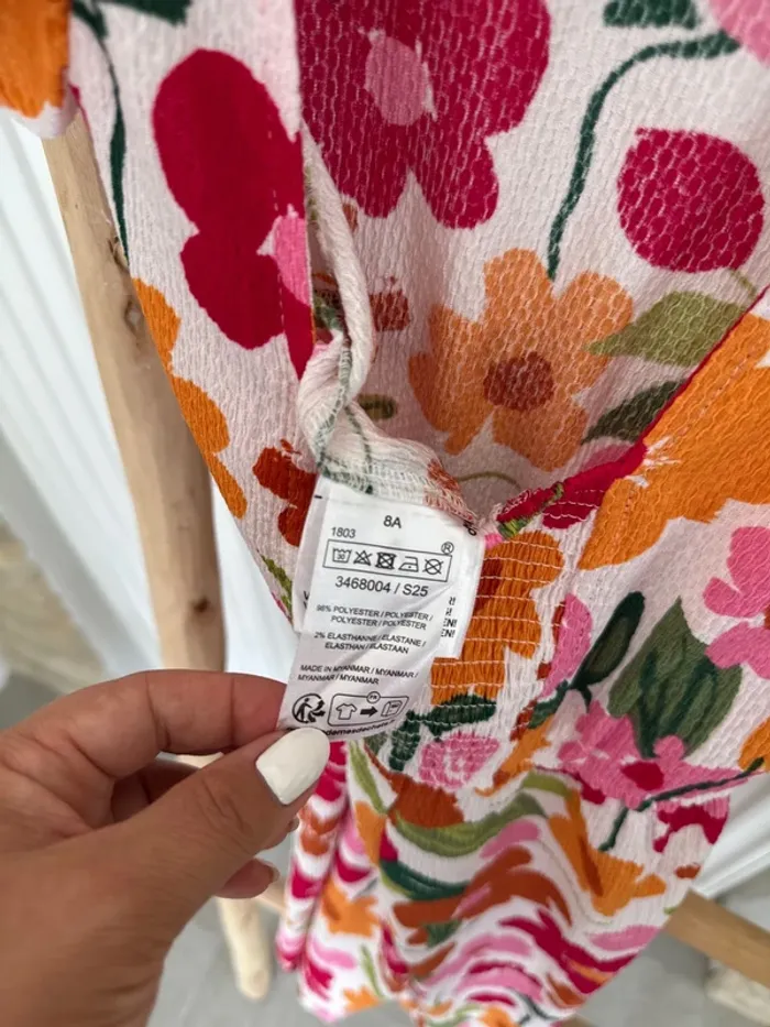 Combinaison fleurie taille 8 ans - 5 € - photo numéro 4