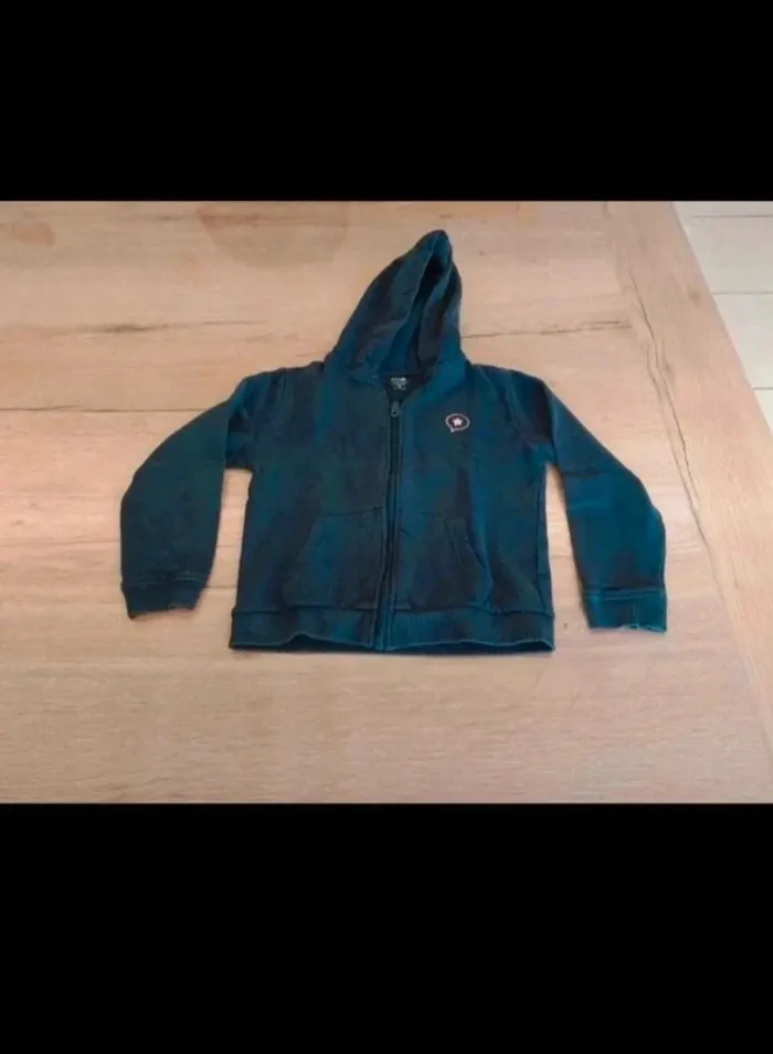 pull à capuche