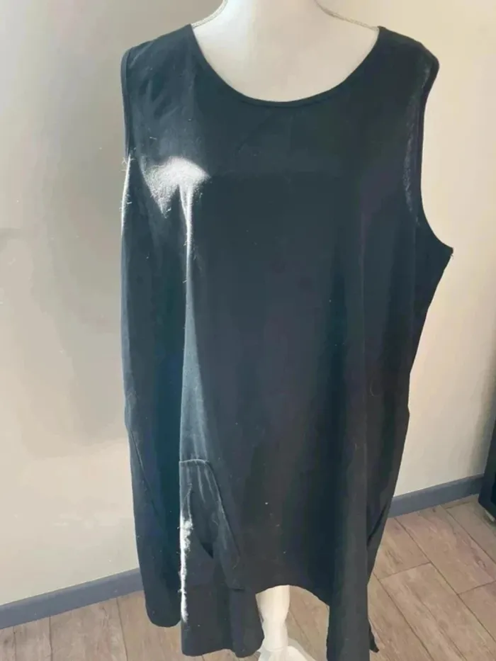 Robe noire + veste   taille 5 - photo numéro 3