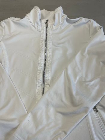 Petite veste  fine pour le sport