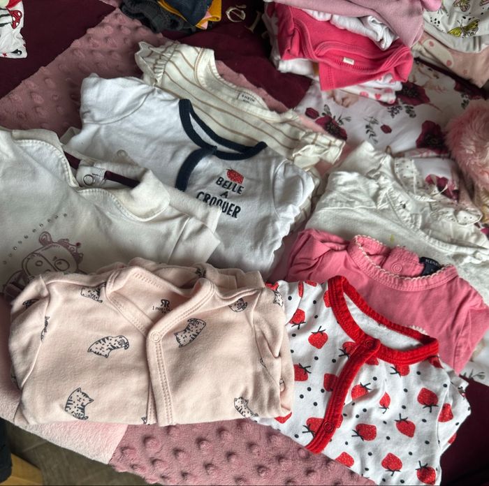 1 mois fille - photo numéro 7