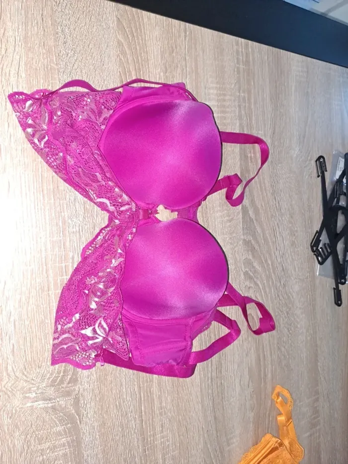Soutien gorge - photo numéro 2
