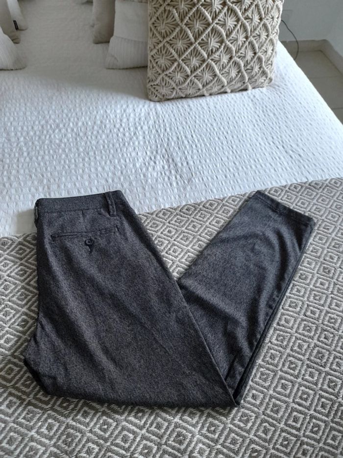 Joli pantalon chino gris chiné Only & Sons taille S/M