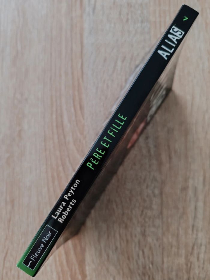 L. P. Roberts 🌸 Alias Père et fille - photo numéro 3