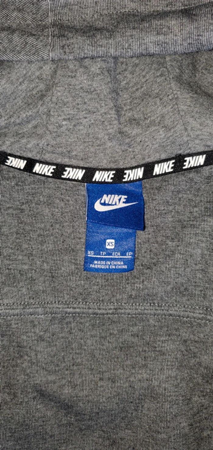 Veste Nike - photo numéro 4