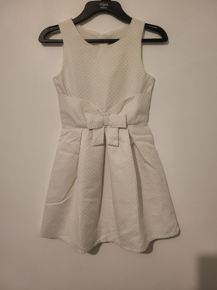 Magnifique robe idéal pour mariage, bapteme ou autre événement