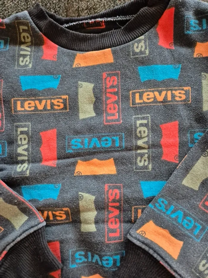 Sweat levis - photo numéro 2
