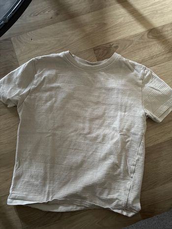 TEE shirt