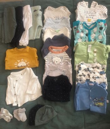 Lot bébé garçon 1 mois