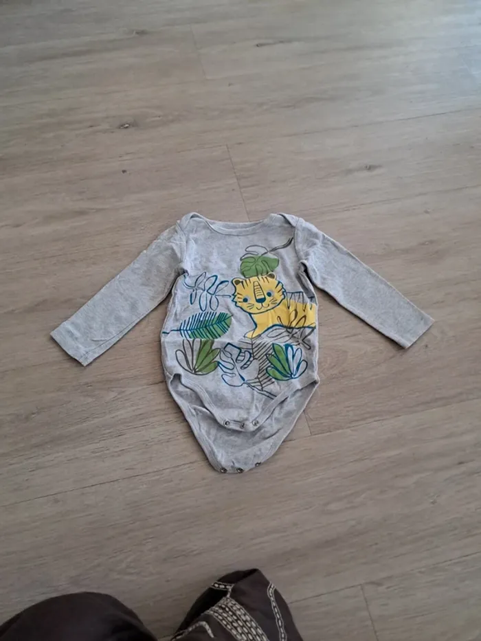 Body manches longues 24 mois