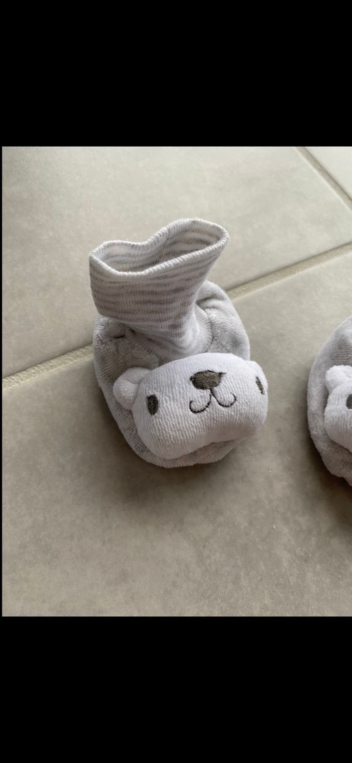 Chaussons bébé mixte Neuf 0-6 mois - photo numéro 2