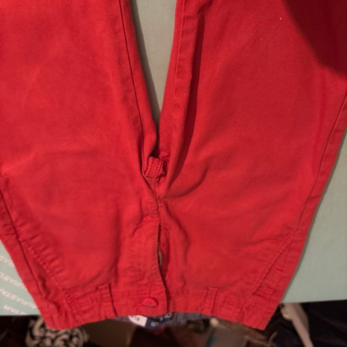 Vends lot de deux shorts de marque okaidi taille 7 ans très bon état - photo numéro 2