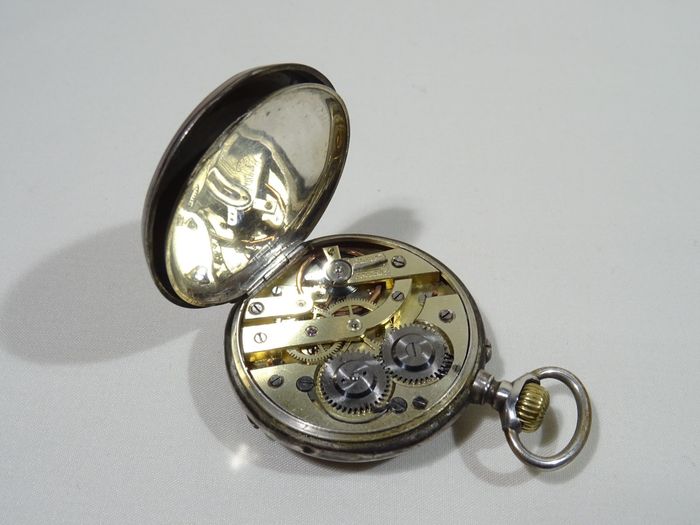 Porte montre - photo numéro 2