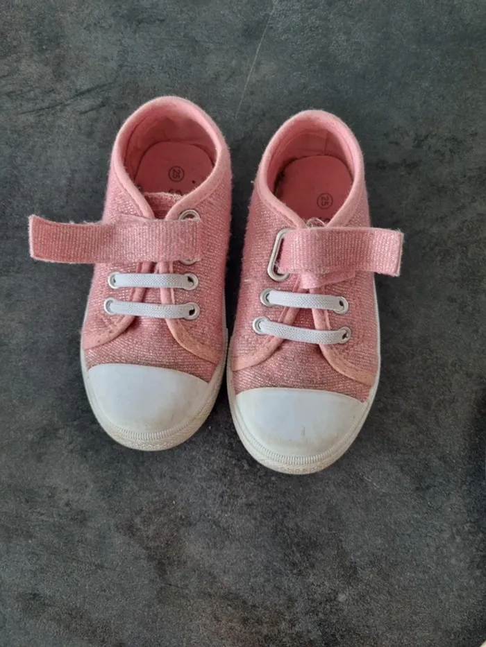 Baskets à scratch fille 25