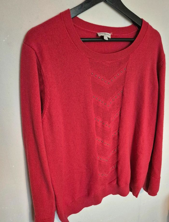 Pull Un jour ailleurs taille 4