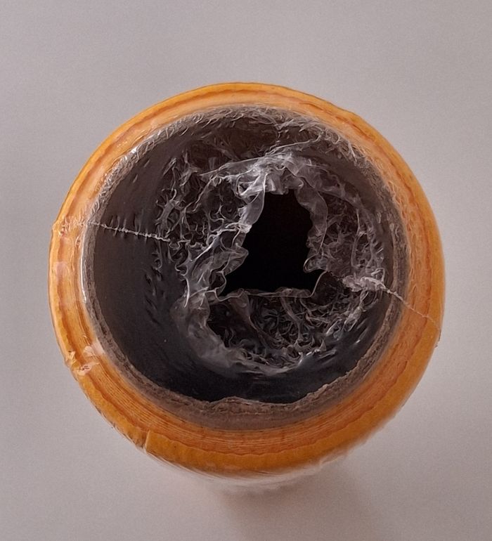 Chemin de table en papier jaune à imprimé festif - photo numéro 3