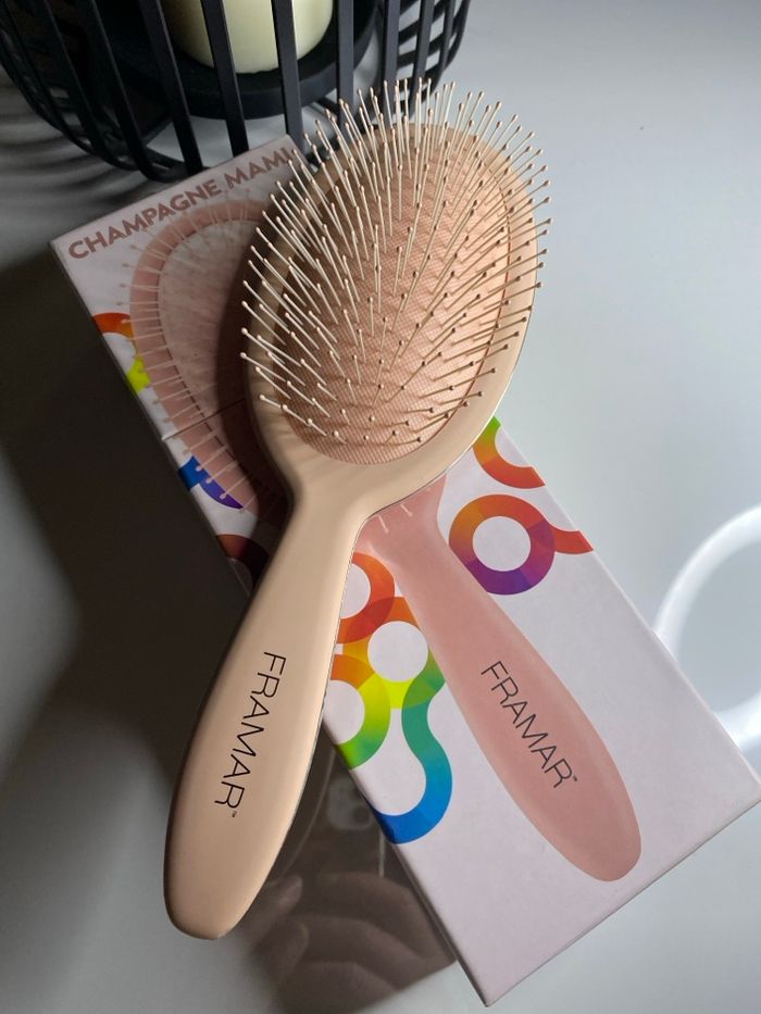 Brosse framar