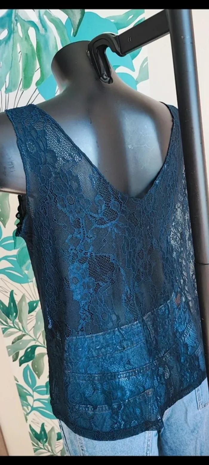 Débardeur dentelle taille 38/40 - photo numéro 4