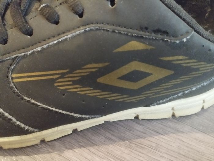 Basket umbro 38 - photo numéro 4