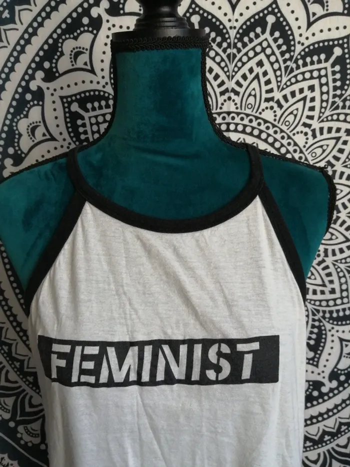 Débardeur blanc fines bretelles écriture noire feminist / jennyfer / (M) - photo numéro 3