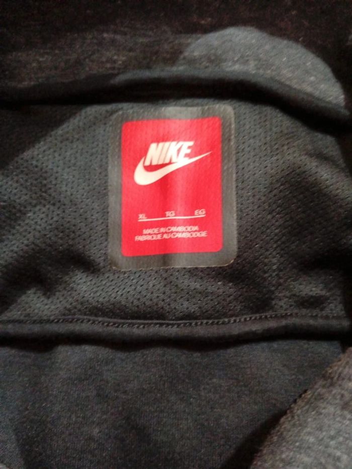C57 veste gris Nike XL - photo numéro 3
