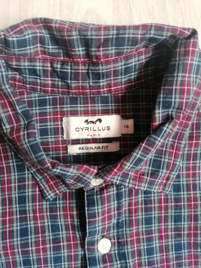 Chemise Cyrillus
Taille 14 ans
Comme neuve portée 1 fois - photo numéro 3