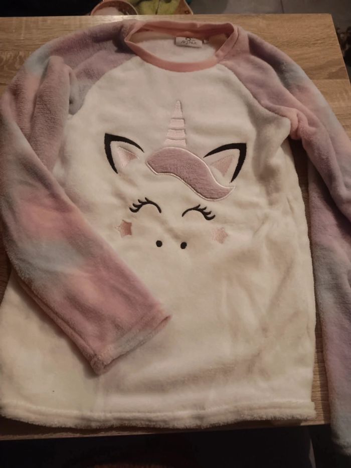 Haut de pyjama licorne 11/12 ans