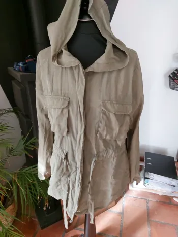 Veste à capuche