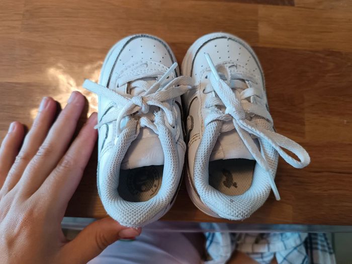 Chaussure basket bébé Nike 21 blanche - photo numéro 7
