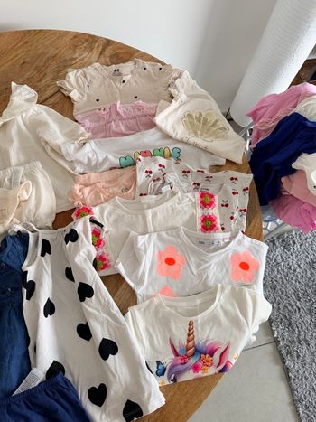 Lot vêtements fille 2 ans 