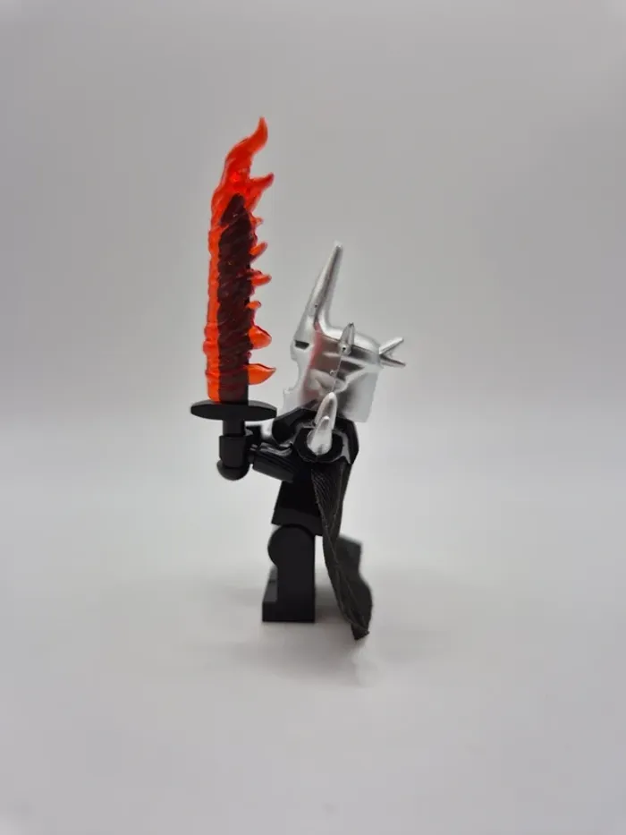 Figurine type lego Le Roi D'angmar seigneur des anneaux / hobbit - photo numéro 2