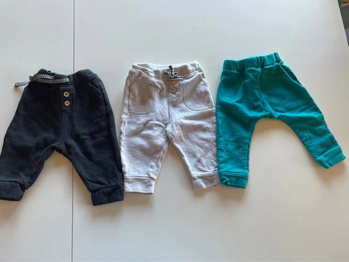 Lot pantalons 9 mois