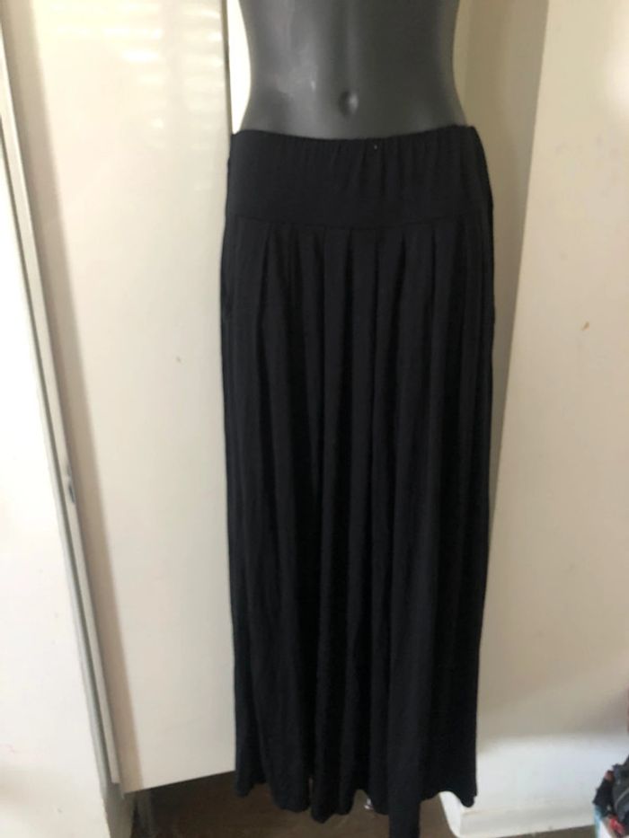 Juppe longue . Taille unique - photo numéro 2