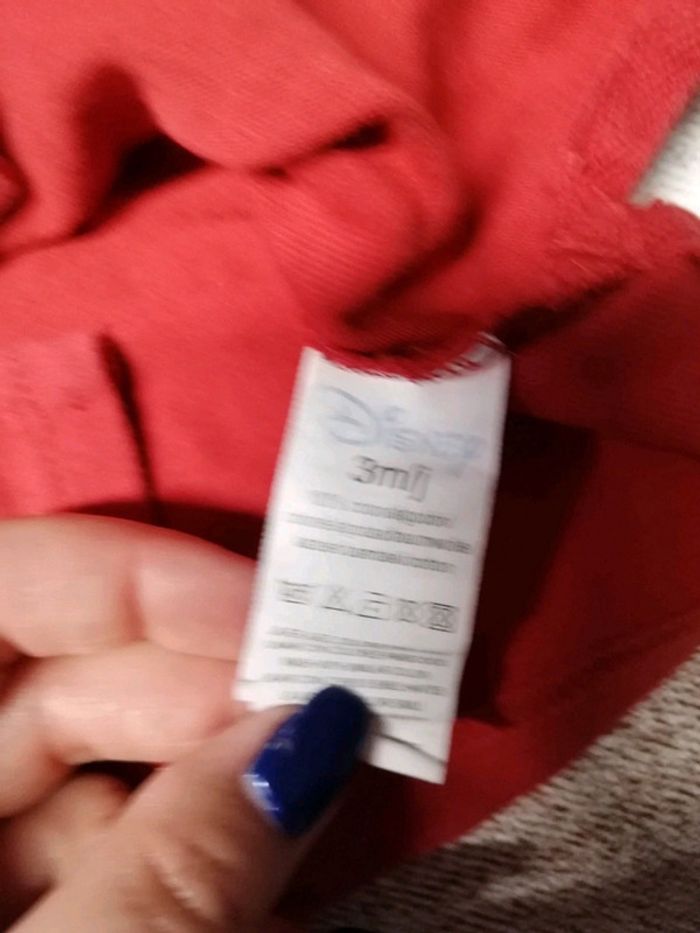 Polo rouge manches longues Disney Winnie 3 mois - photo numéro 2