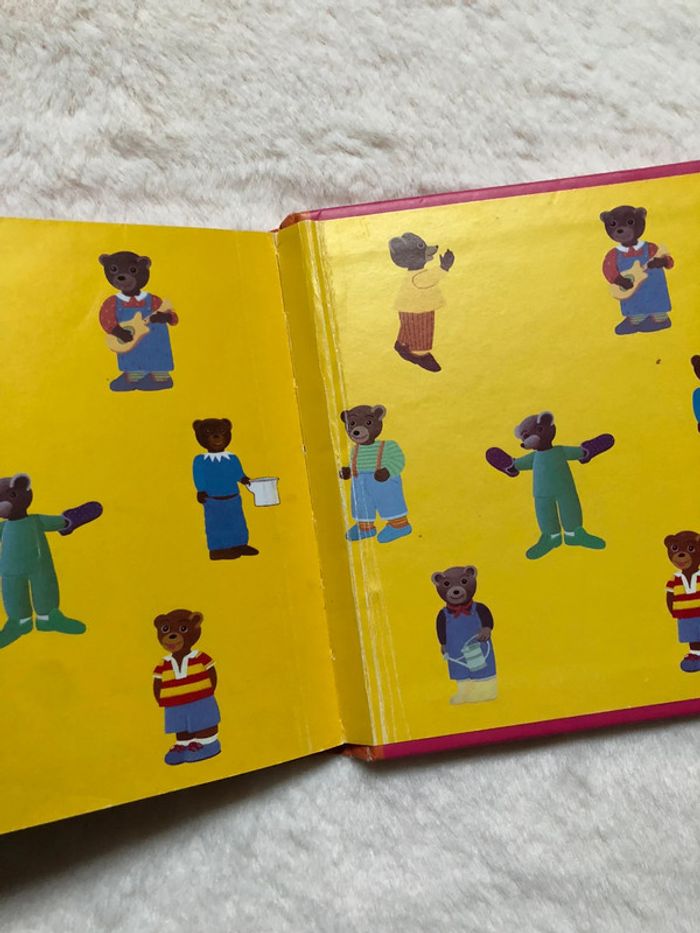 Livre 7 histoires câlines de Petit ours brun - photo numéro 5