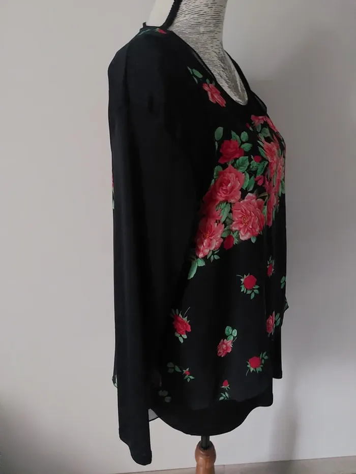 Haut fantaisie à fleurs 🌸 en 2 parties - photo numéro 4