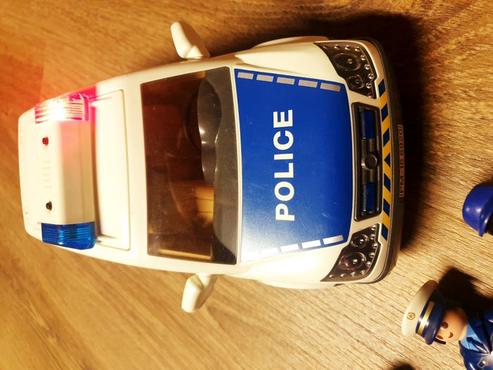 Playmobil - Voiture de police - photo numéro 3