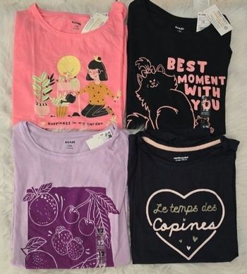 Neufs(non portés)😍🤩🥰 lot Tee-shirts mc 12 ans fille😍🤩🥰