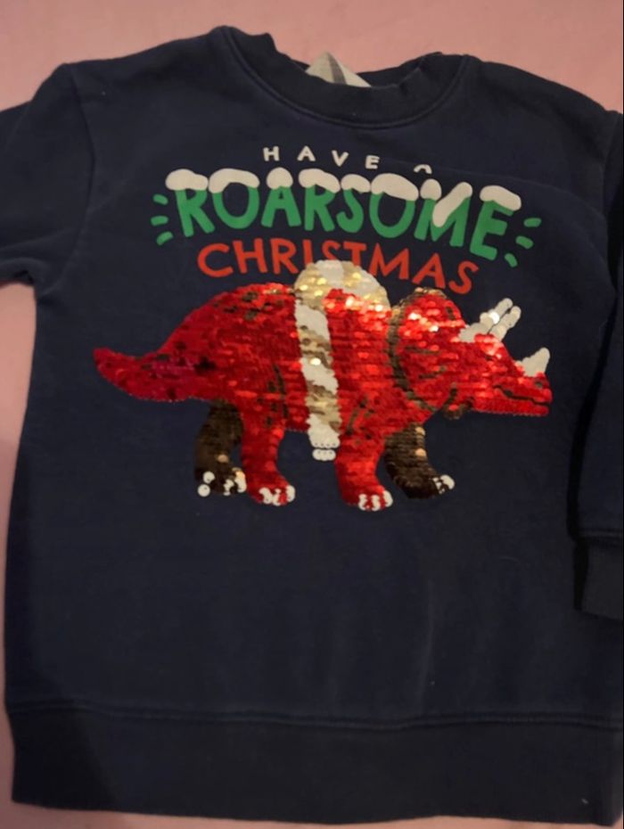 Pull de Noël h&M dinosaure - photo numéro 3