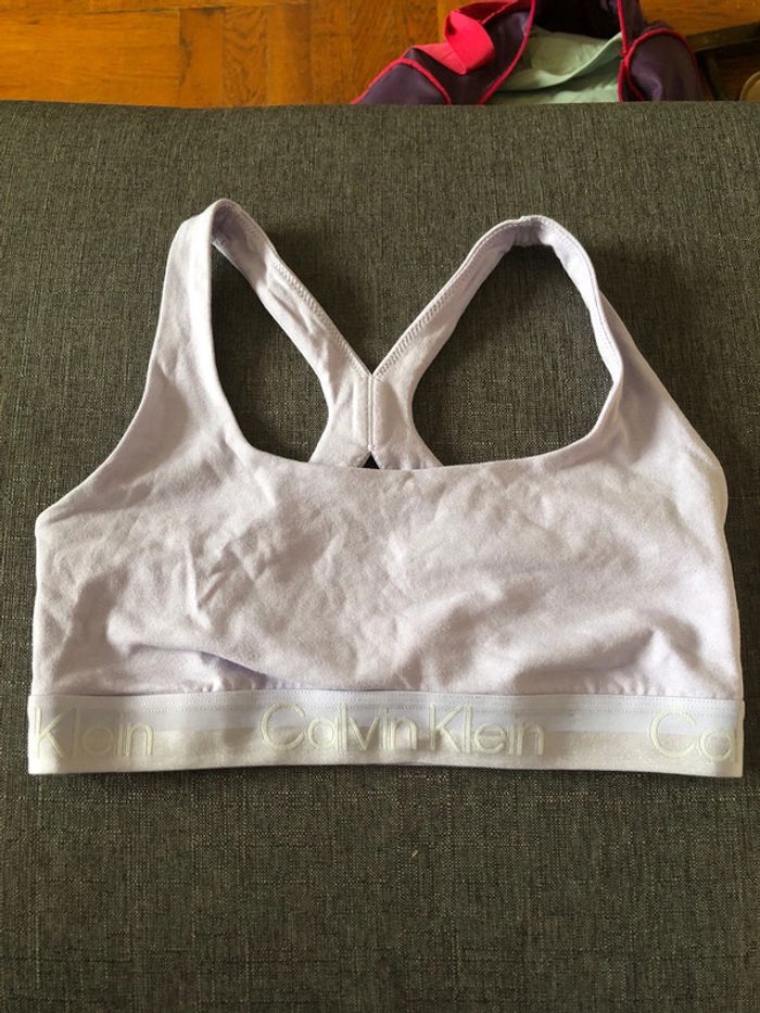Brassière Calvin klein couleur lila