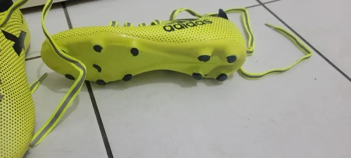 chaussures de foot adidas - photo numéro 4
