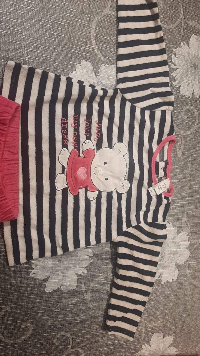 Pyjama 2 pièces fille 18 mois taille 86 - photo numéro 2