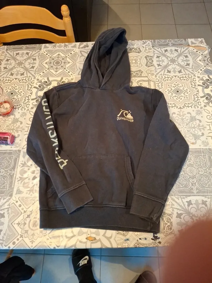 Pull à capuche