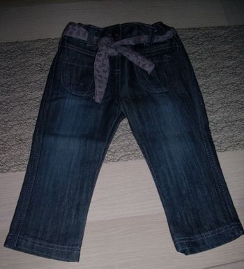 pantalon jeans + ceinture tape à l'oeil 18 mois