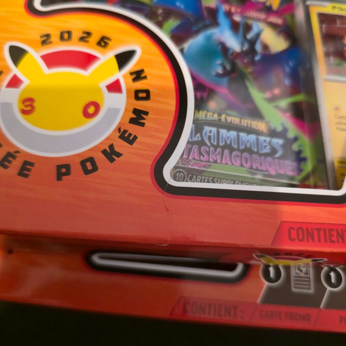 Pokemon Lot de 2 Coffrets Tripacks Collection Journée Pokémon 2026 30 ans (2 ME2/ 1 ME1) (Plusieurs Chocs) - photo numéro 9