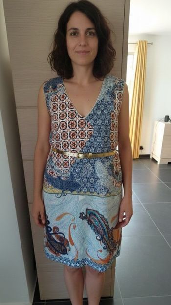 Tunique avec ceinture coloré à motifs 